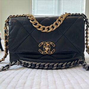 CHANEL 19 Black Flap Bag Small Size Goatskin Leather